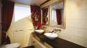 Chic Cabin bathroom - joyMe Yacht
